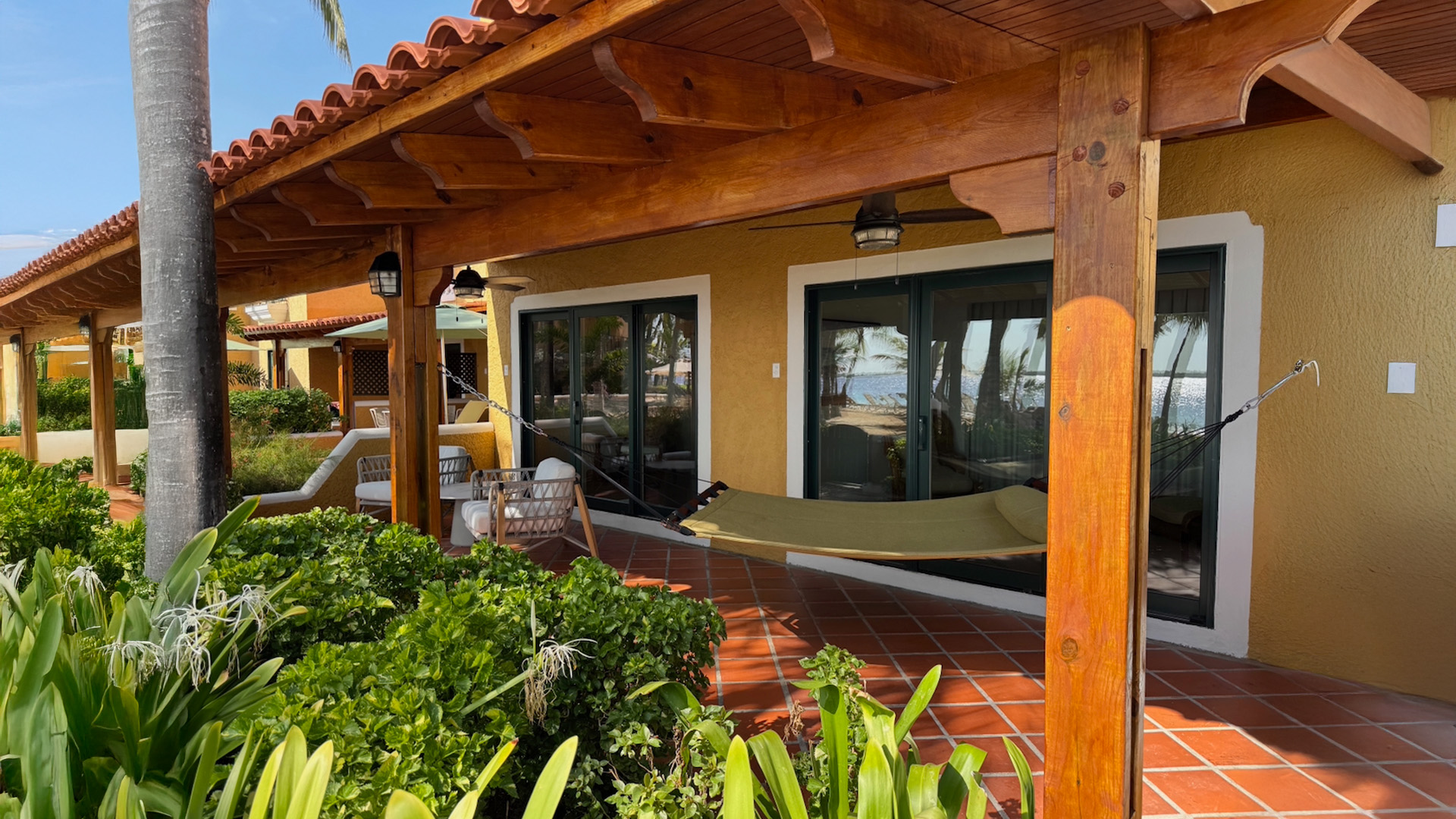 Harbour Village Beach Club